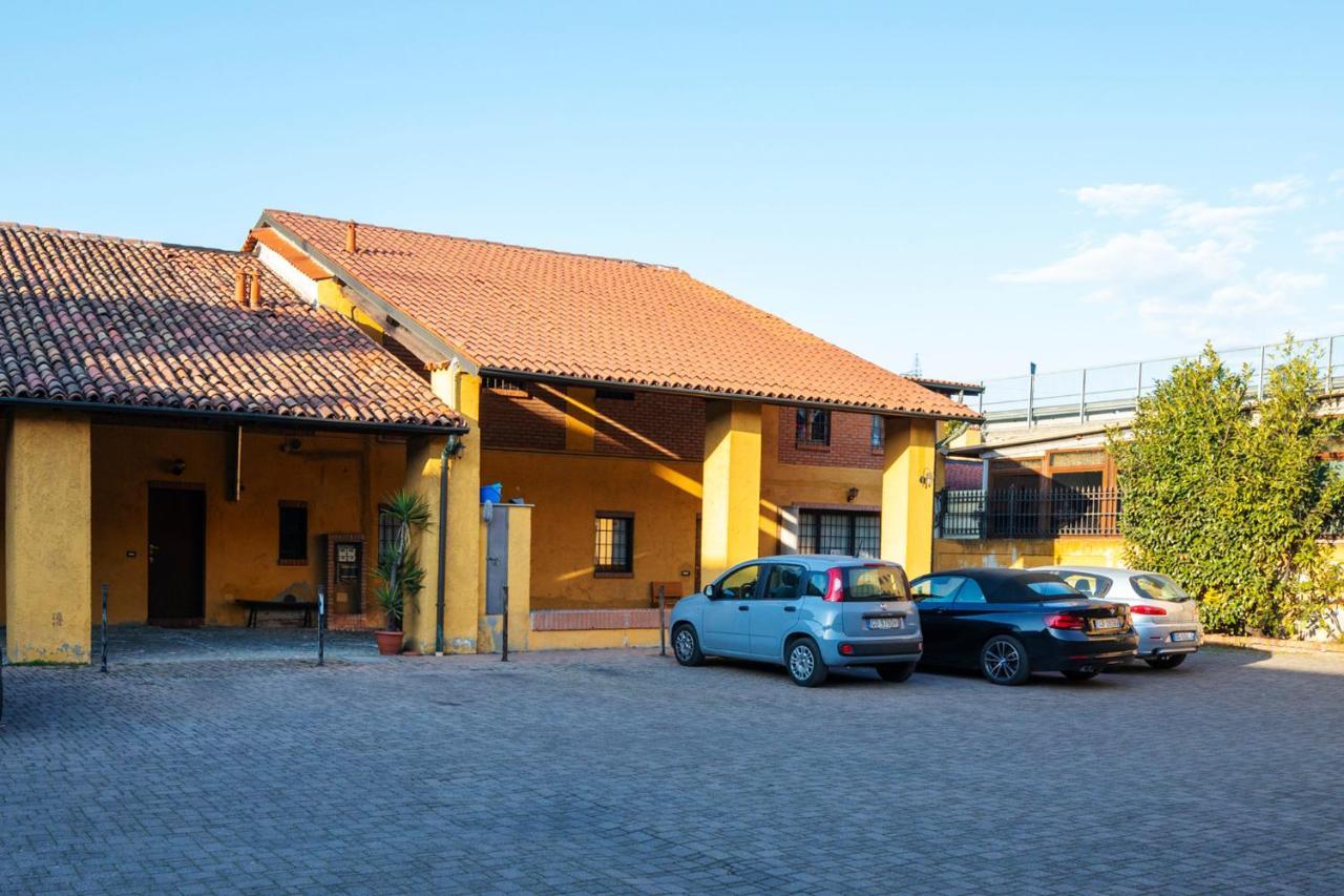 Residence San Raffaele 1 Milan Exterior photo